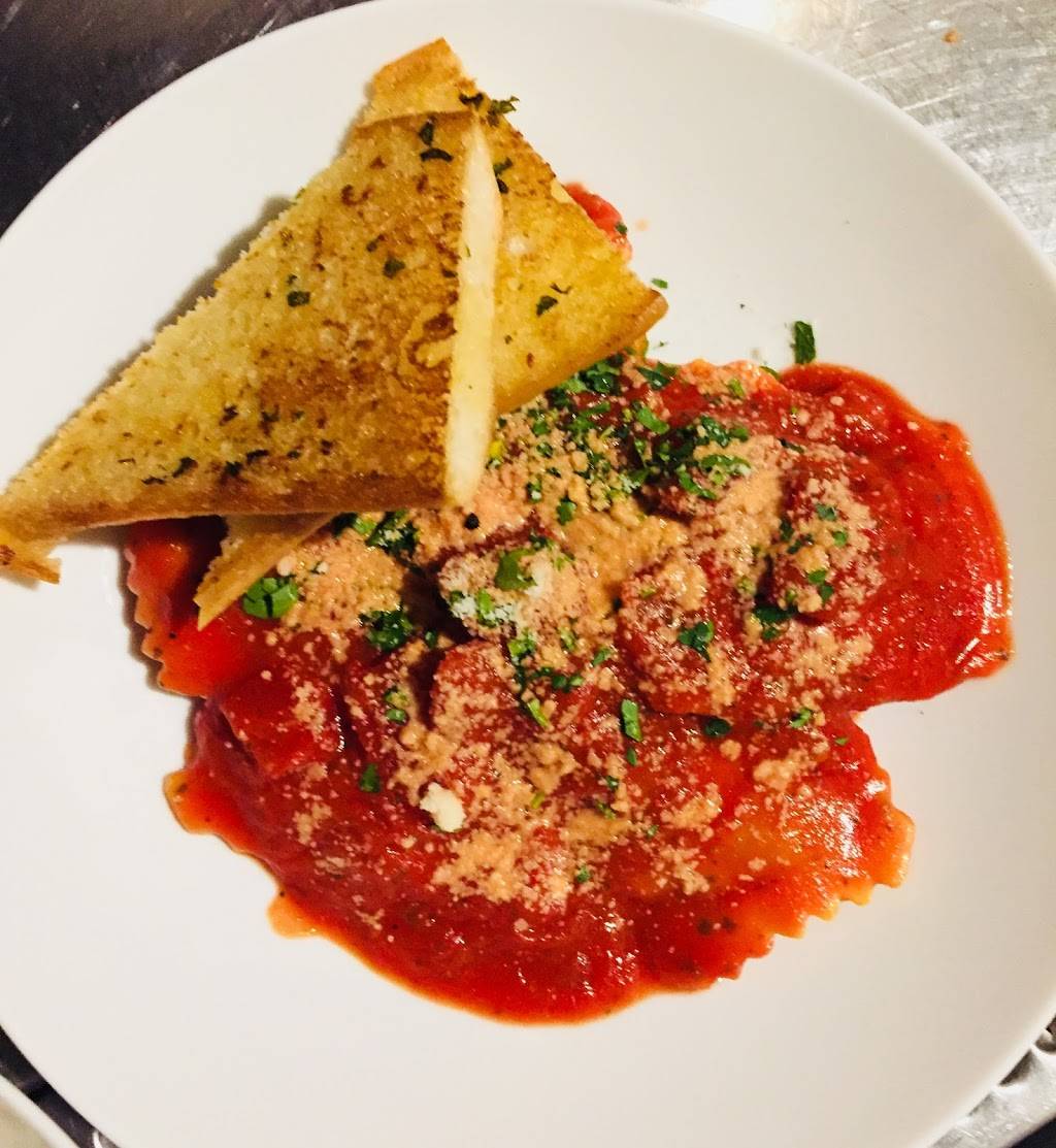 Rocky Vanders Sports Bar | night club | 698 Milwaukee Ave, Prospect Heights, IL 60070, USA | 8474599678 OR +1 847-459-9678