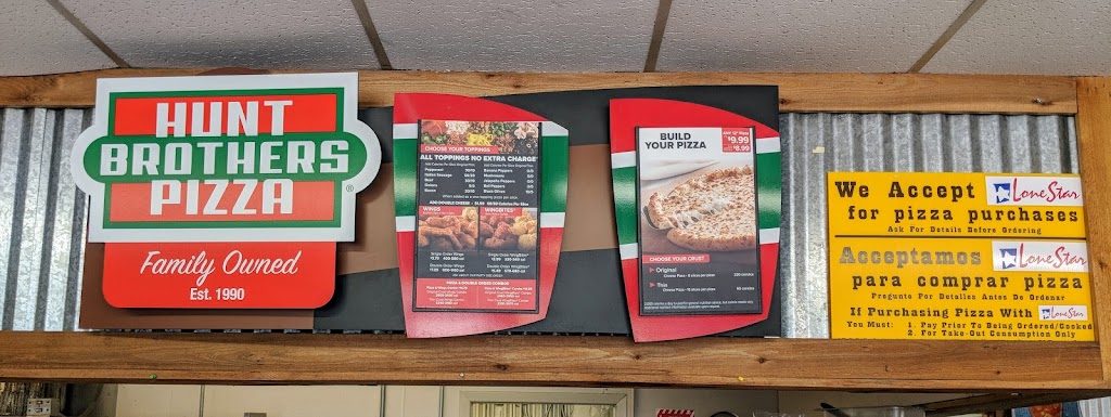 VP Racing 5 Points Market | restaurant | 607 Main St, Bandera, TX 78003, USA | 8307963414 OR +1 830-796-3414