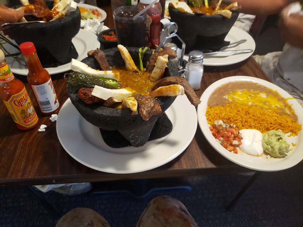 Lucio’s | restaurant | 875 E Main St, Quincy, CA 95971, USA | 5302831949 OR +1 530-283-1949