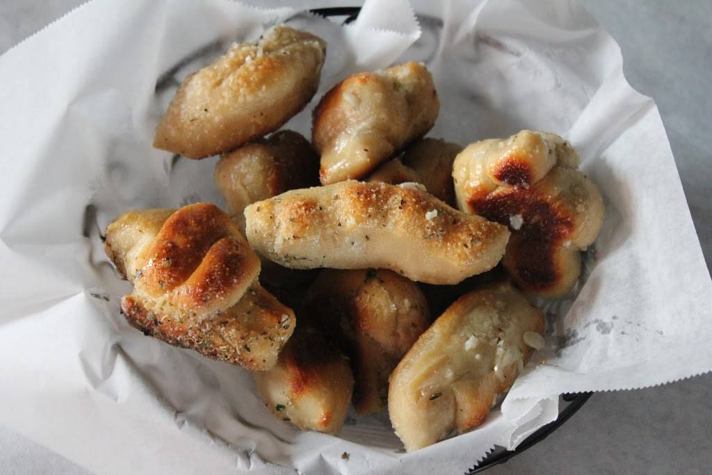 Brunos | restaurant | 8556 W Irlo Bronson Memorial Hwy, Kissimmee, FL 34747, USA | 4073977577 OR +1 407-397-7577