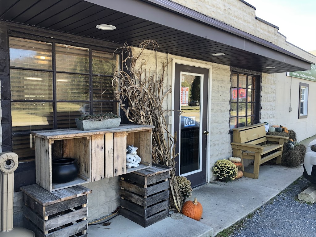 Gerties | restaurant | 563 Tye River Turnpike, Vesuvius, VA 24483, USA | 5403779313 OR +1 540-377-9313