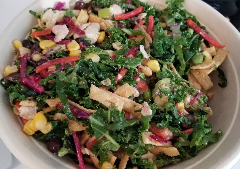 Freshii | restaurant | 208 Queens Quay W, Toronto, ON M5J 2Y5, Canada | 4373171400 OR +1 437-317-1400