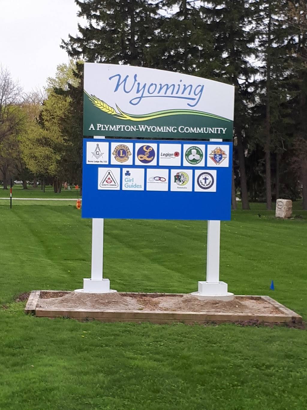 Bobbis Diner | restaurant | 641 Broadway St, Wyoming, ON N0N 1T0, Canada | 5198451739 OR +1 519-845-1739