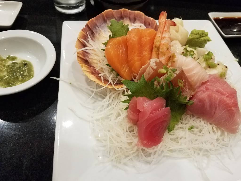 Crazy Fish | restaurant | 3015 Central Ave NE, Albuquerque, NM 87106, USA | 5052323474 OR +1 505-232-3474