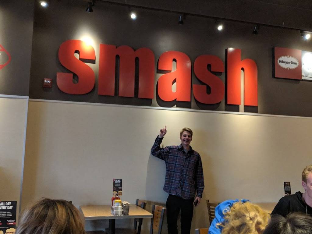 Smashburger | restaurant | 220 Union Blvd, Lakewood, CO 80228, USA | 7203997171 OR +1 720-399-7171