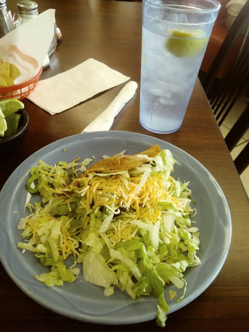 Loco Charlies Mexican Grill | restaurant | 1751 N Sunrise Way F5, Palm Springs, CA 92262, USA | 7608326474 OR +1 760-832-6474