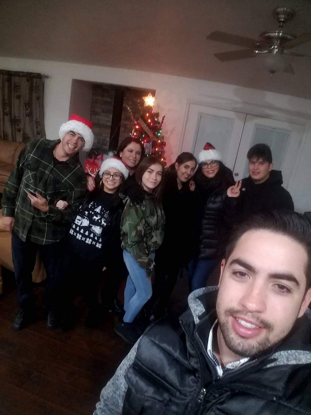 Arturos Kitchen Bar and Grill | restaurant | 4264 Phelan Rd, Phelan, CA 92371, USA | 7608680338 OR +1 760-868-0338