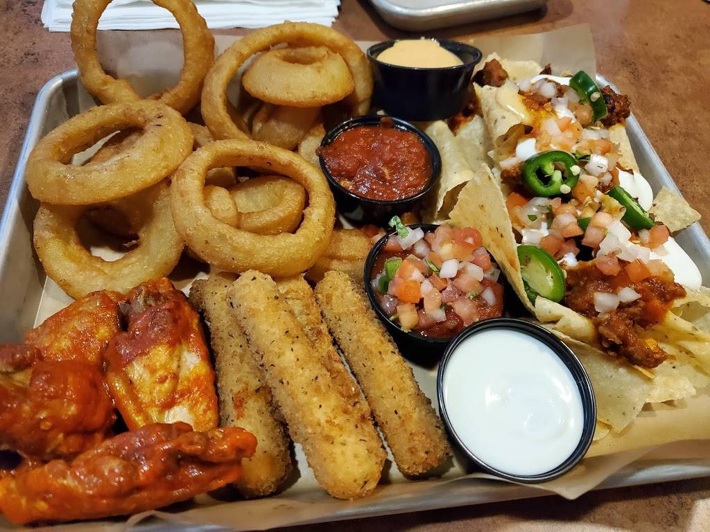 Buffalo Wild Wings | meal takeaway | 1620 Niagara Falls Blvd, Tonawanda, NY 14150, USA | 7168333111 OR +1 716-833-3111
