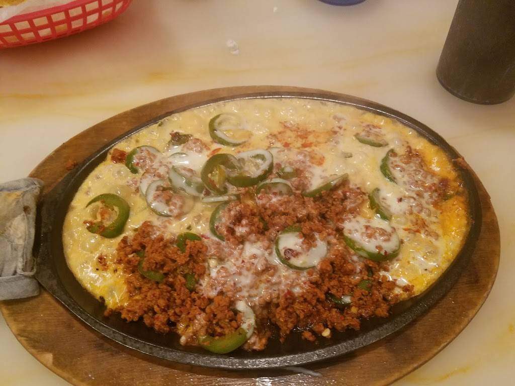 El Caporal Mexican Restaurant | restaurant | 241 Charles H Dimmock Pkwy, Colonial Heights, VA 23834, USA | 8045208492 OR +1 804-520-8492