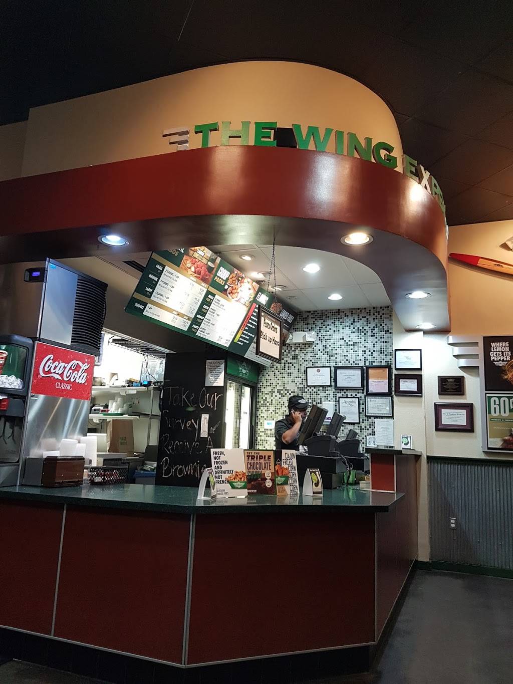 Wingstop | restaurant | 560 Betteravia Rd d, Santa Maria, CA 93454, USA | 8056149464 OR +1 805-614-9464