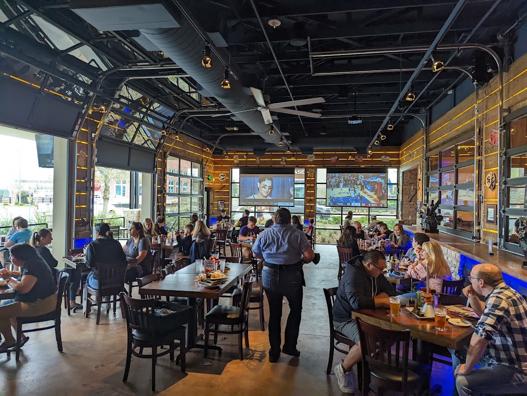 Fords Garage Hamlin | restaurant | 5375 Hamlin Groves Tr, Winter Garden, FL 34787, USA | 4078873673 OR +1 407-887-3673