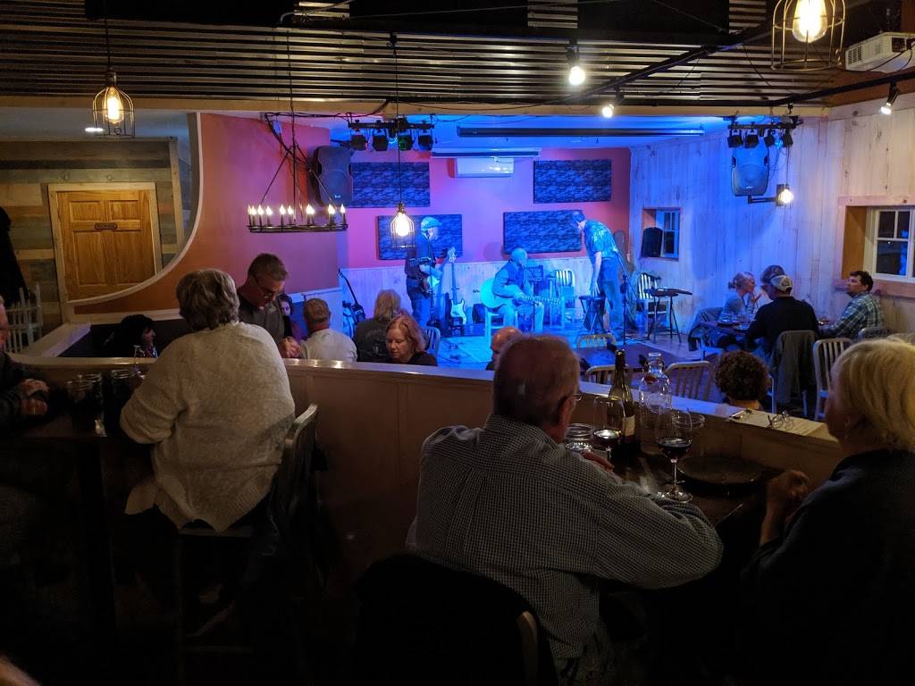 Coda | restaurant | 18 Village Green Way, Southwest Harbor, ME 04679, USA | 2072448133 OR +1 207-244-8133