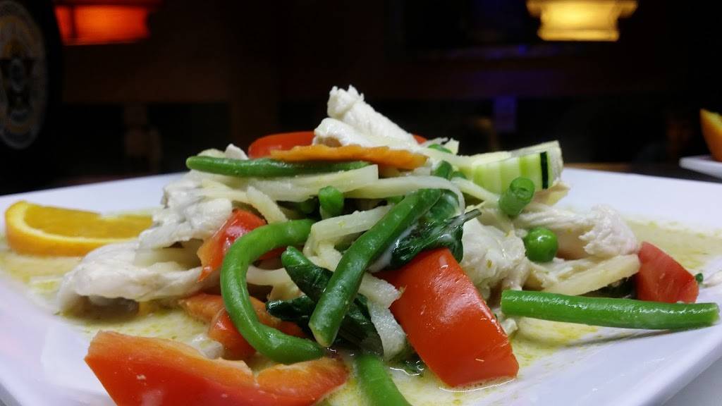 Thai Hana Restaurant & Sushi Bar | restaurant | 6729 Colonnade Ave # 105, Melbourne, FL 32940, USA | 3216363363 OR +1 321-636-3363