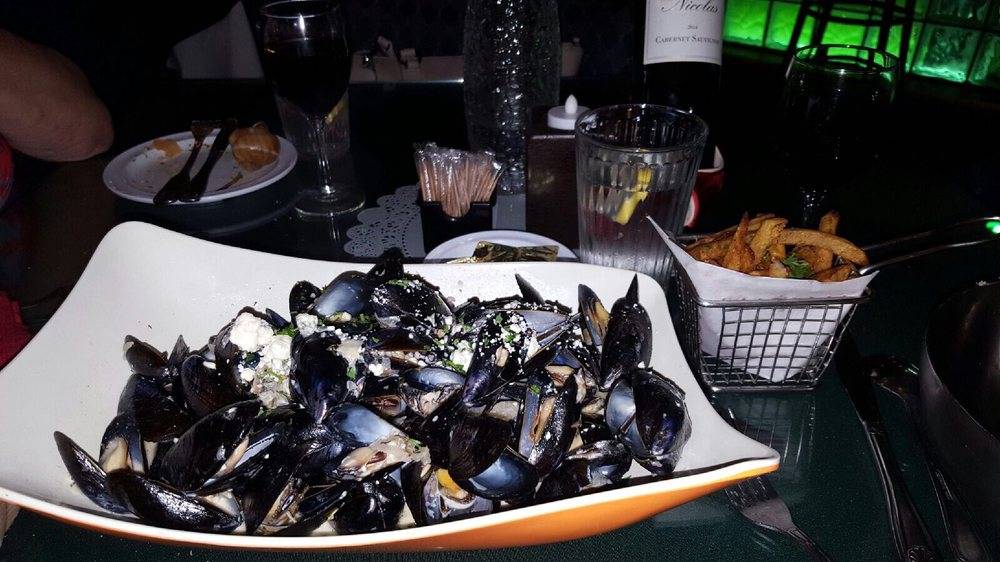 Le Comptoir | restaurant | 1902 Harrison St, Hollywood, FL 33020, USA | 7867189441 OR +1 786-718-9441