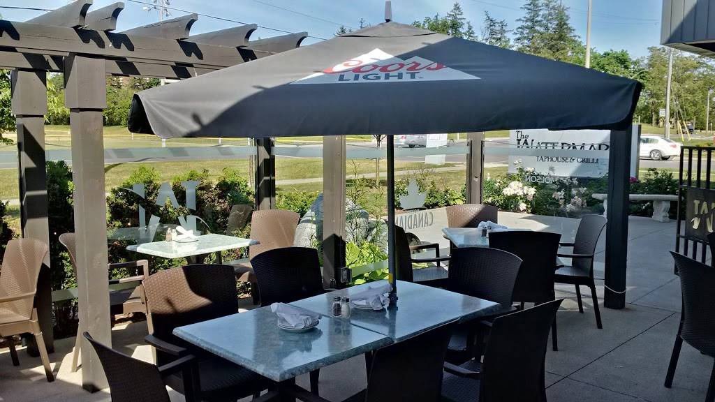 The Watermark Taphouse & Grille | restaurant | 115 Hamilton St N, Waterdown, ON L8B 1A8, Canada | 9056906275 OR +1 905-690-6275