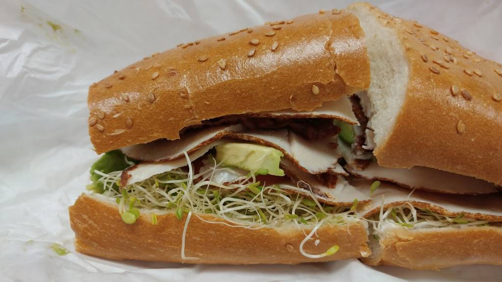 Luigis Italian Delicatessen | restaurant | 2709 Clayton Rd, Concord, CA 94519, USA | 9258252030 OR +1 925-825-2030