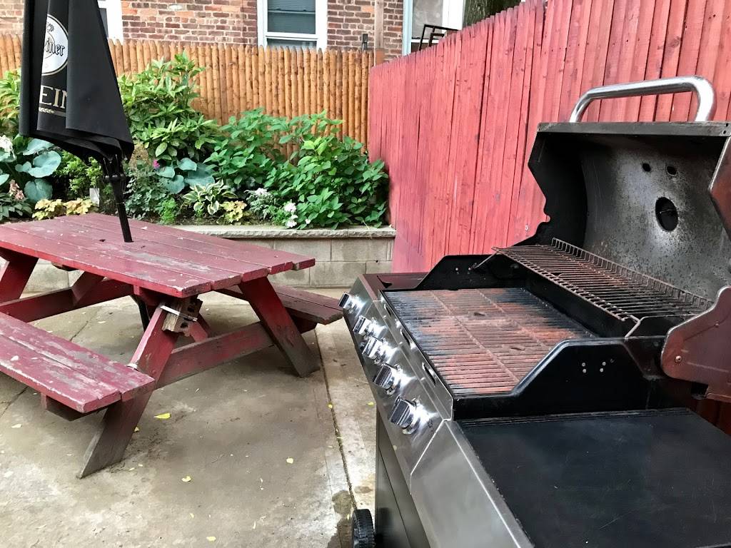 The Jar Bar | restaurant | 4506 48th Ave, Woodside, NY 11377, USA | 7187849616 OR +1 718-784-9616