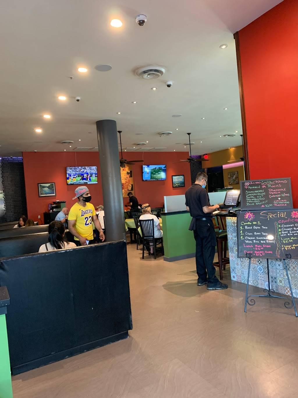 Mario’s Restaurant | restaurant | 4123 Cedar Springs Rd, Dallas, TX 75219, USA | 2145999744 OR +1 214-599-9744