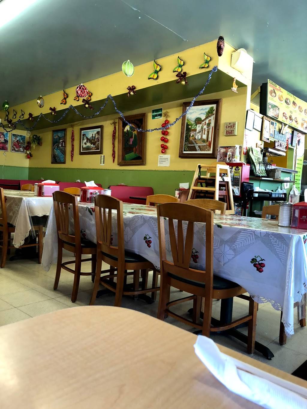 Yorkys Taco House | restaurant | 5418 W Military Dr, San Antonio, TX 78242, USA | 2106709061 OR +1 210-670-9061