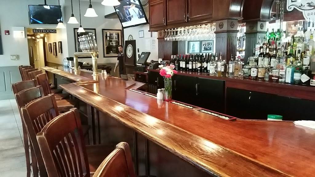 Emmetts Brewing Company | restaurant | 5200 Main St, Downers Grove, IL 60515, USA | 6304348500 OR +1 630-434-8500