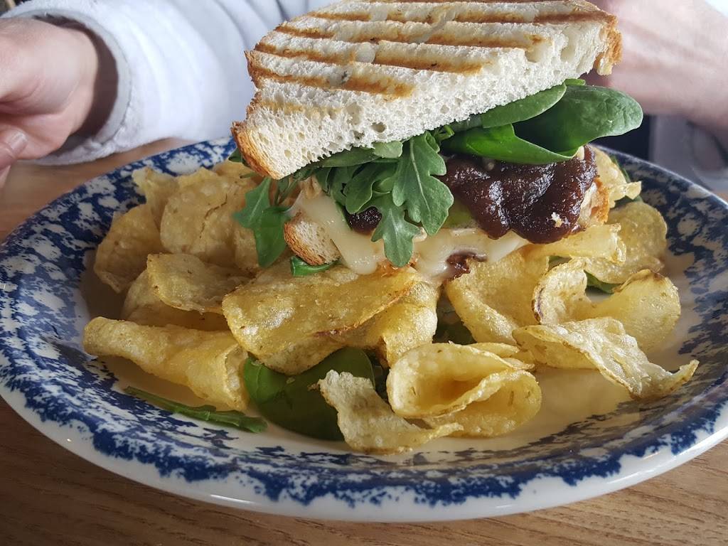 Paynes Restaurant | cafe | 4925 South Kay Bee Drive, Gas City, IN 46933, USA | 7659980668 OR +1 765-998-0668