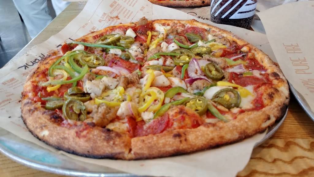 Blaze Pizza | meal takeaway | 215 N Cattlemen Rd, Sarasota, FL 34243, USA | 9412132178 OR +1 941-213-2178