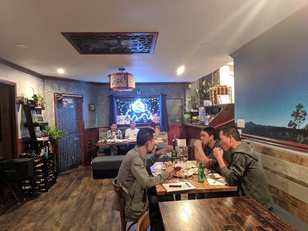 Blu Moon Lounge | restaurant | 3009 MacArthur Blvd, Oakland, CA 94602, USA | 5104822059 OR +1 510-482-2059