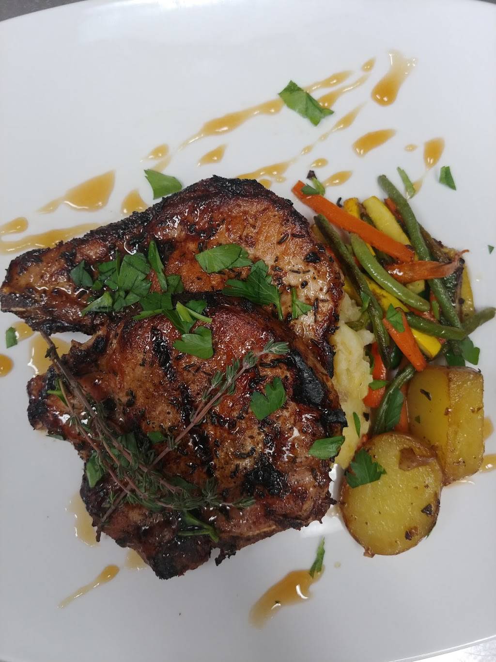 Ellas Cuisine | restaurant | 1941 W Guadalupe Rd, Mesa, AZ 85202, USA | 4803076338 OR +1 480-307-6338