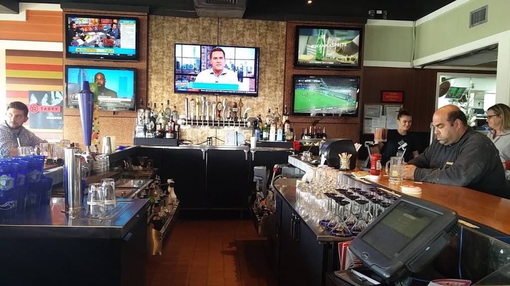 Chilis Grill & Bar | meal takeaway | 33 Crystal Run Crossing, Middletown, NY 10941, USA | 8456924478 OR +1 845-692-4478