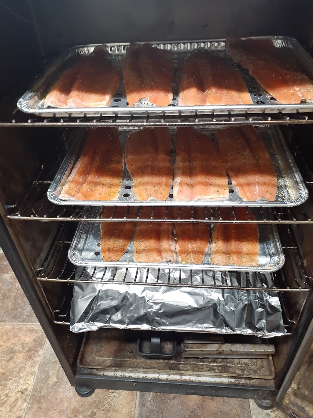 Rush Cafe | restaurant | 39810 CO-94, Rush, CO 80833, USA | 2066063569 OR +1 206-606-3569