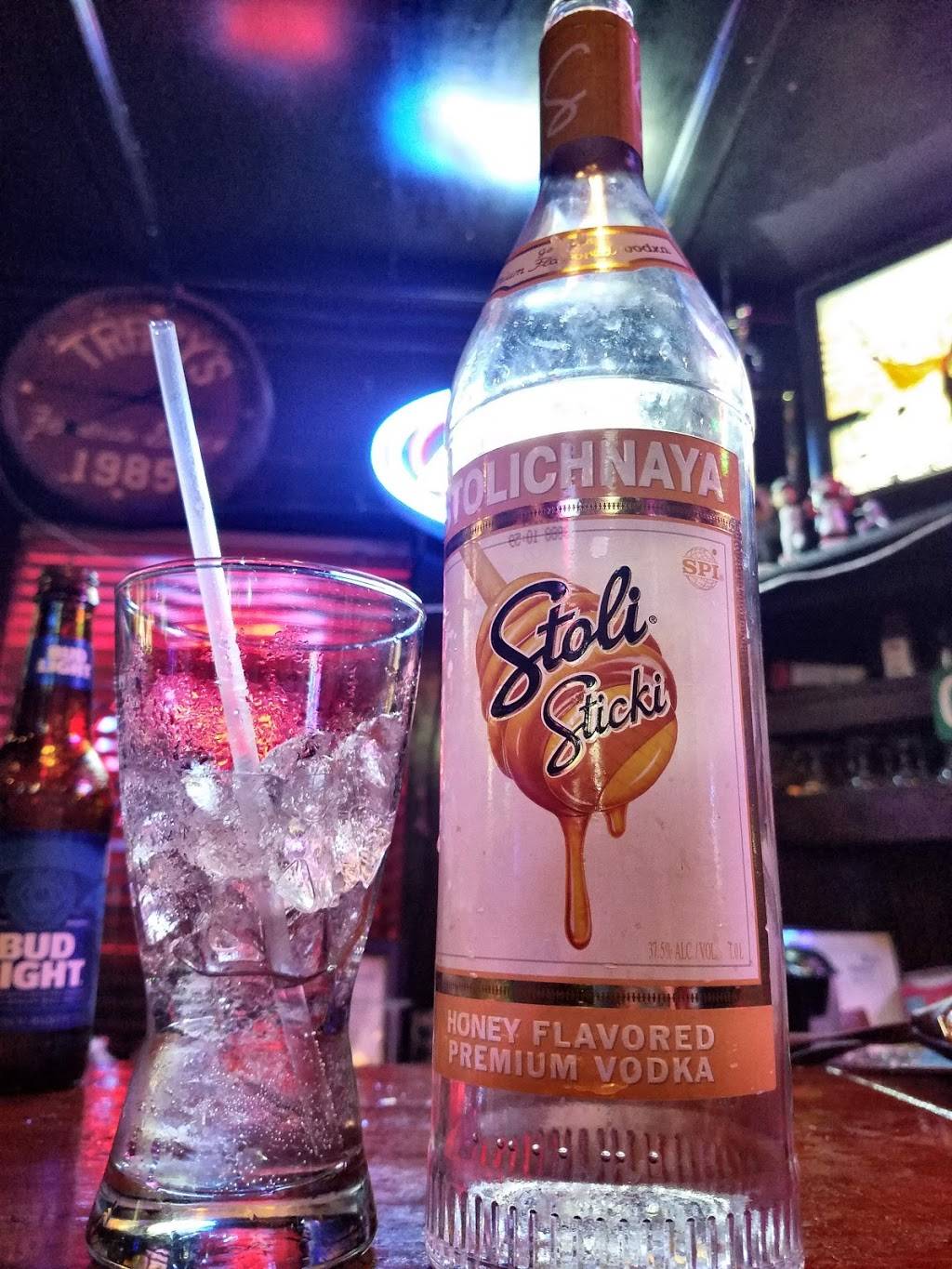 Tracys Tavern | restaurant | 401 55th St, Clarendon Hills, IL 60514, USA | 6306549451 OR +1 630-654-9451