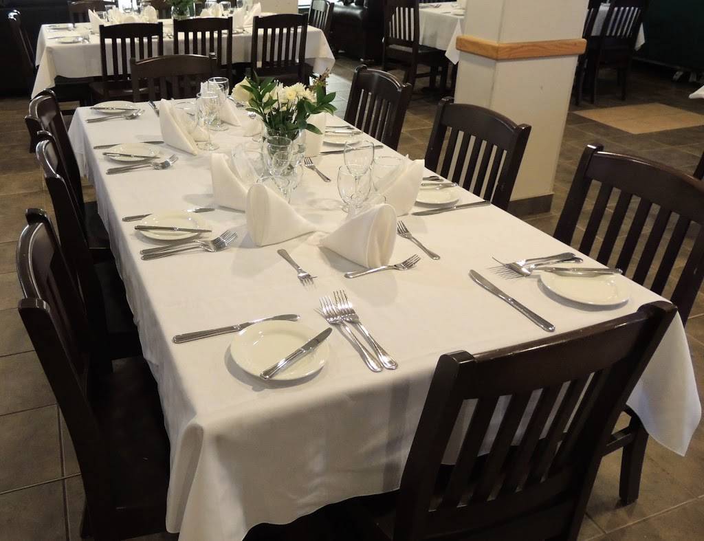 Garrison Golf & Curling Club | restaurant | 12 Red Patch Ave, Kingston, ON K7K 7B4, Canada | 6135464952 OR +1 613-546-4952