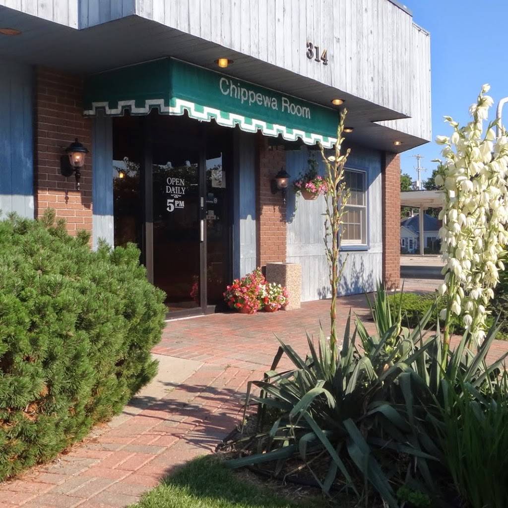 Chippewa Room | restaurant | 314 N Nicolet St, Mackinaw City, MI 49701, USA | 2314365744 OR +1 231-436-5744