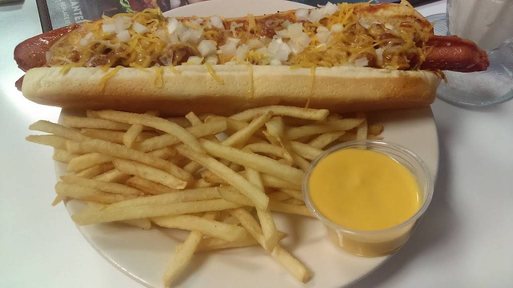 Steak n Shake | restaurant | 300 S College Mall Rd, Bloomington, IN 47401, USA | 8123347775 OR +1 812-334-7775