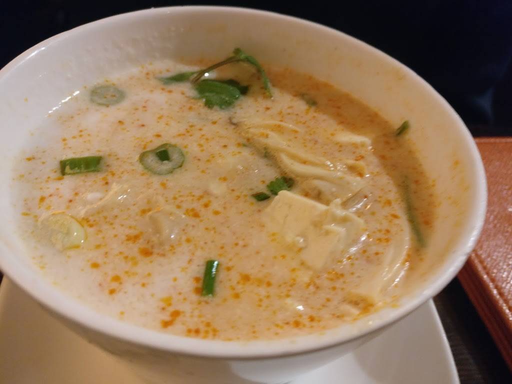 Sumittra Thai Cuisine | restaurant | 12 E Patrick St, Frederick, MD 21701, USA | 3016682303 OR +1 301-668-2303