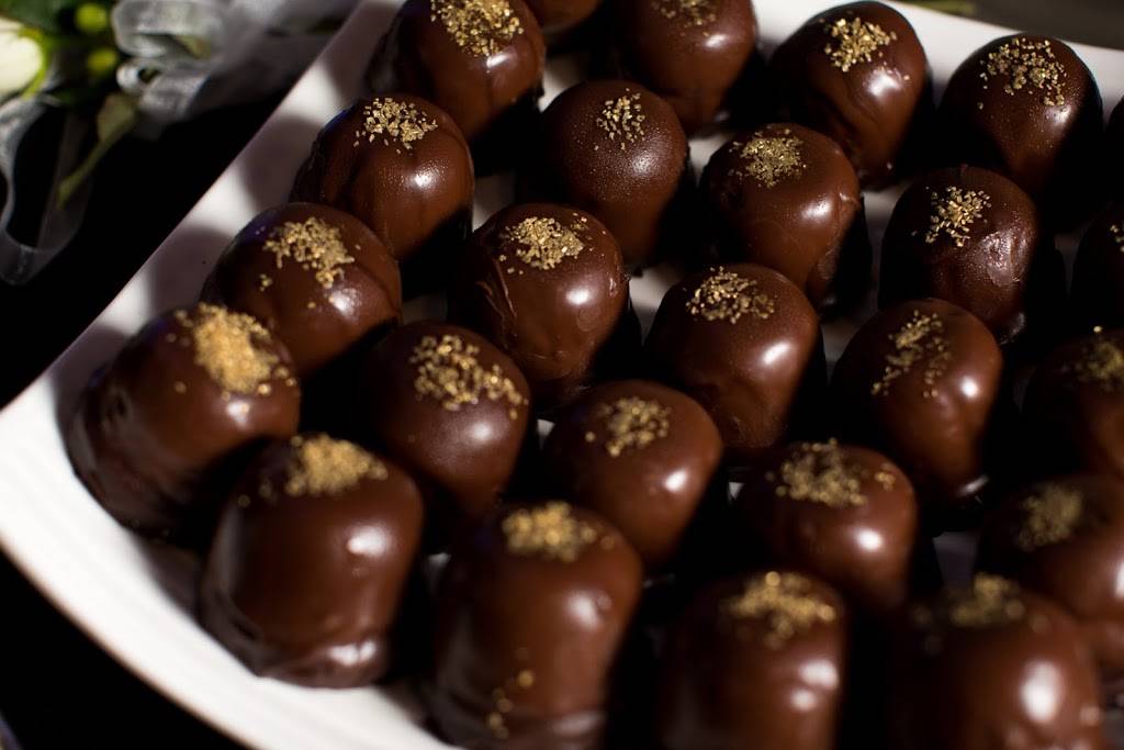 Chocollage | cafe | 200 College Pl, Norfolk, VA 23510, USA | 7575335335 OR +1 757-533-5335