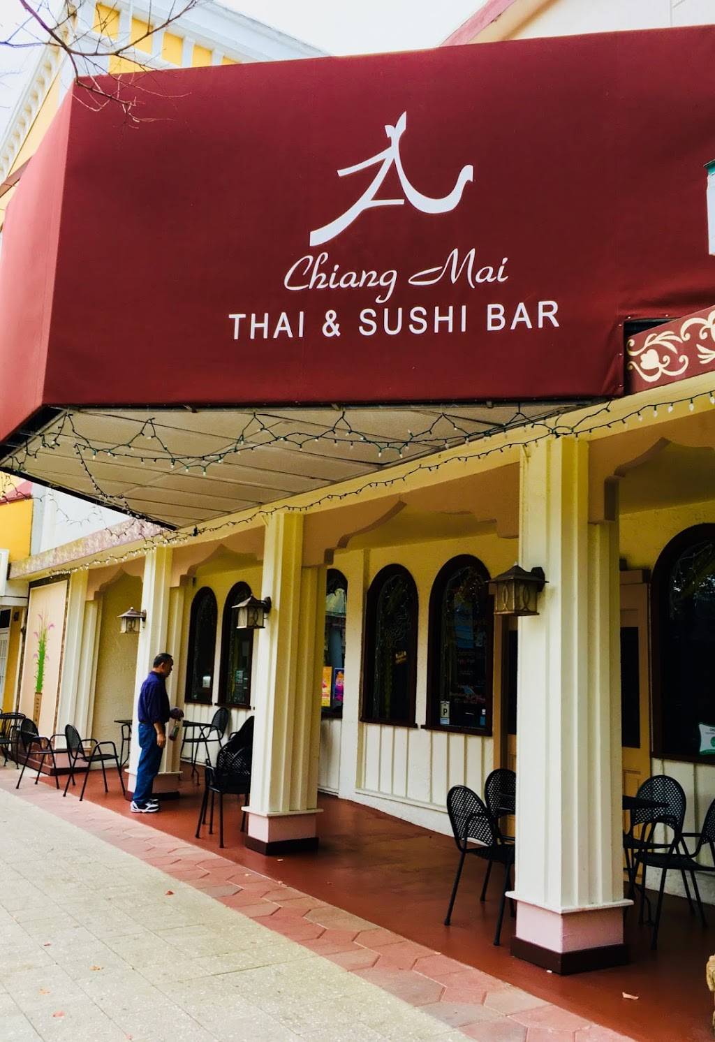 Chiang Mai Thai & Sushi Bar | restaurant | 415 Cleveland St, Clearwater, FL 33755, USA | 7274610414 OR +1 727-461-0414