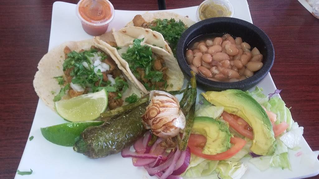 Mariscos El Sushi | restaurant | 3880 N Cedar Ave, Fresno, CA 93726, United States | 5593746002 OR +1 559-374-6002