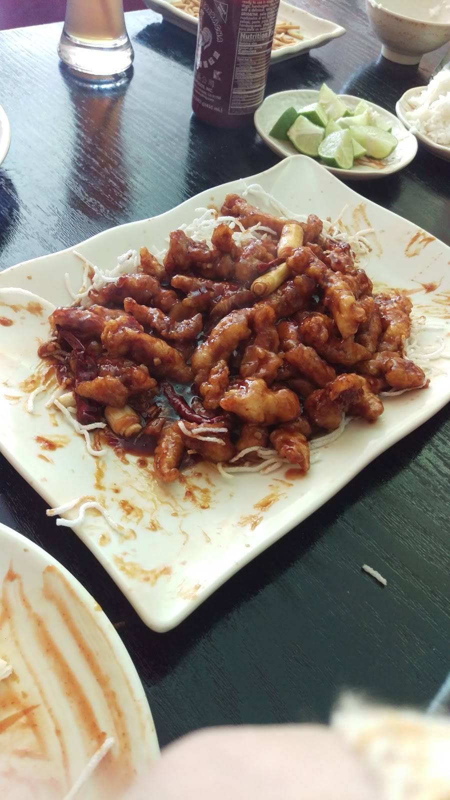 CHINA WOK | restaurant | local 25, Blvd. Industrial 19058, Cd Industrial, 22500 Tijuana, B.C., Mexico | 016646072575 OR +52 664 607 2575