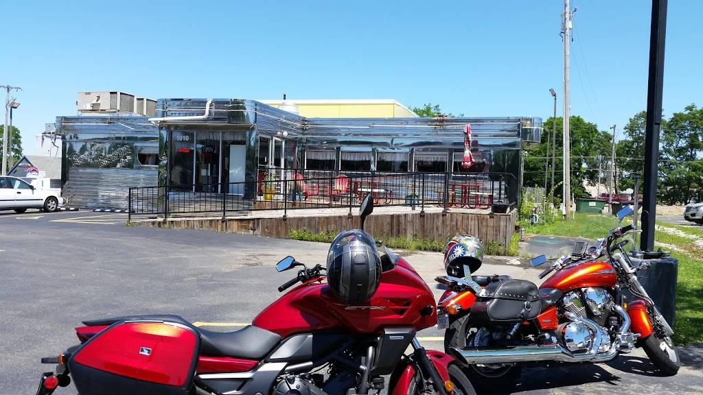 Rockn Robin Diner | restaurant | 1010 Scioto St, Urbana, OH 43078, USA | 9374847625 OR +1 937-484-7625