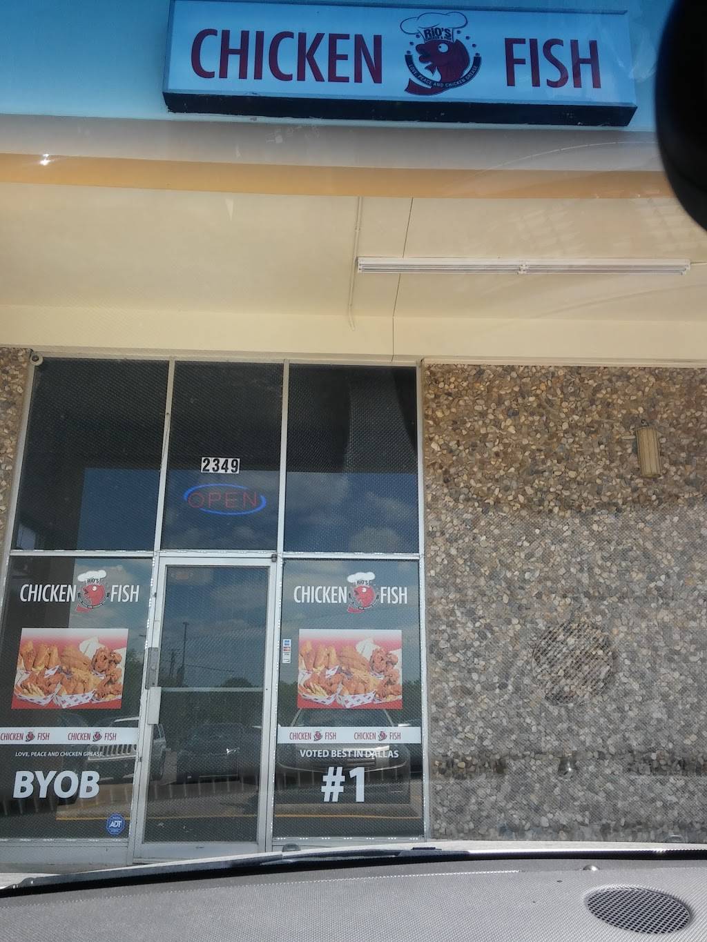 Rios Chicken & Fish | restaurant | 2349 Lakeland Dr, Dallas, TX 75228, USA | 4699178780 OR +1 469-917-8780