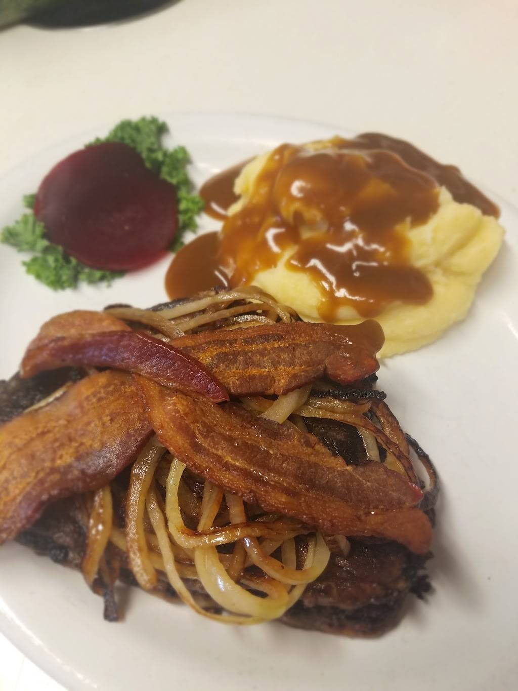 The Bomber Restaurant & Catering Co. | restaurant | 13515 SE McLoughlin Blvd, Portland, OR 97222, USA | 5036599306 OR +1 503-659-9306