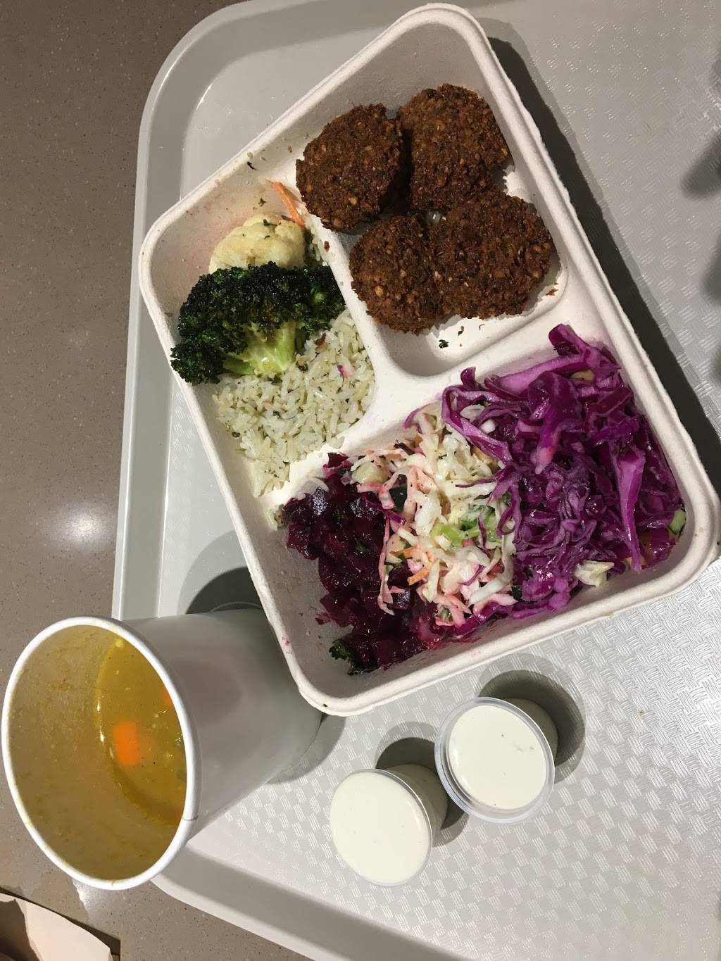 Maoz Vegetarian | restaurant | 5220 Fashion Outlets Way, Rosemont, IL 60018, USA | 8476788834 OR +1 847-678-8834