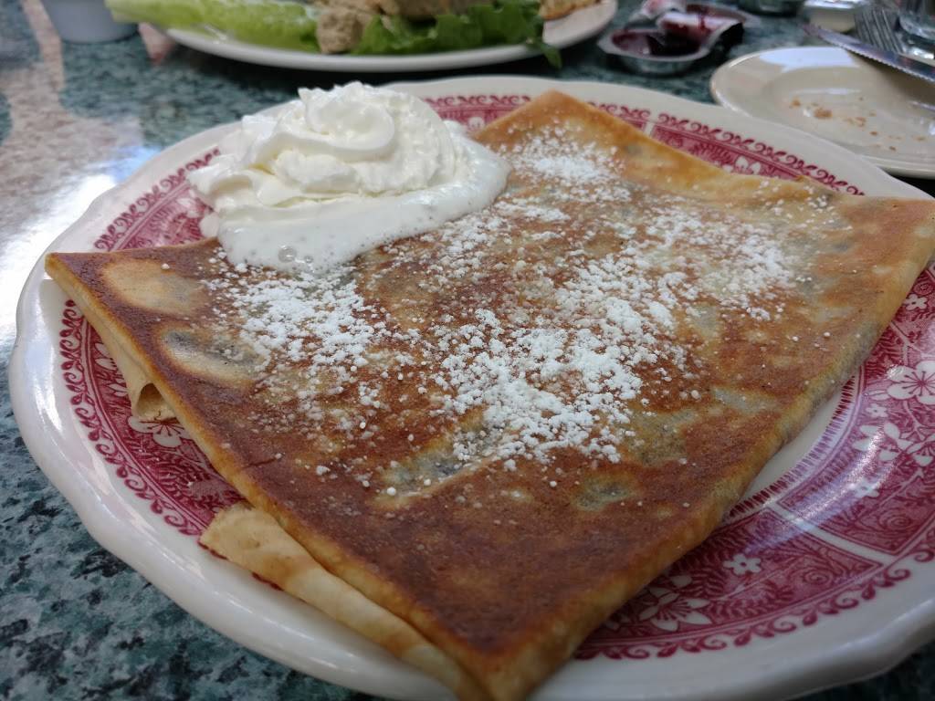 La Crêperie Chicago Restaurant | restaurant | 2845 N Clark St, Chicago, IL 60657, USA | 7735289050 OR +1 773-528-9050