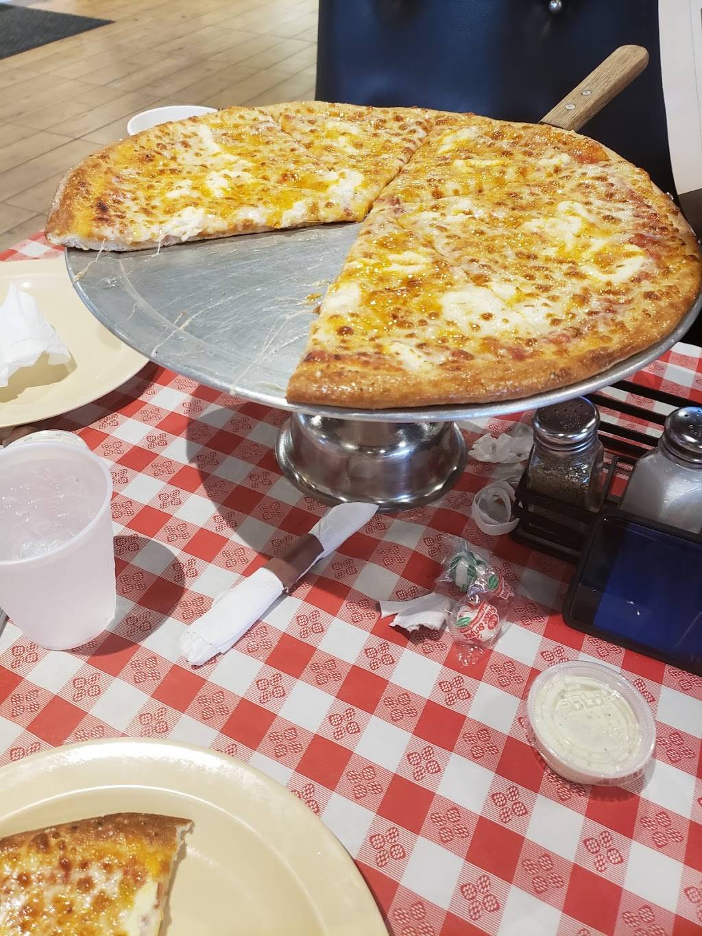 Bella Mia Pizzeria | restaurant | 9364 Lanham Severn Rd, Lanham, MD 20706, USA | 2407646072 OR +1 240-764-6072