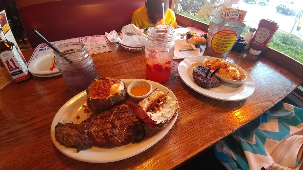Logans Roadhouse | restaurant | 5925 US-192, Kissimmee, FL 34746, USA | 4073900500 OR +1 407-390-0500