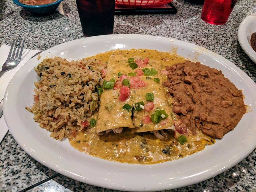 Chuys | restaurant | 1221 E State Hwy 114, Southlake, TX 76092, USA | 8174212489 OR +1 817-421-2489