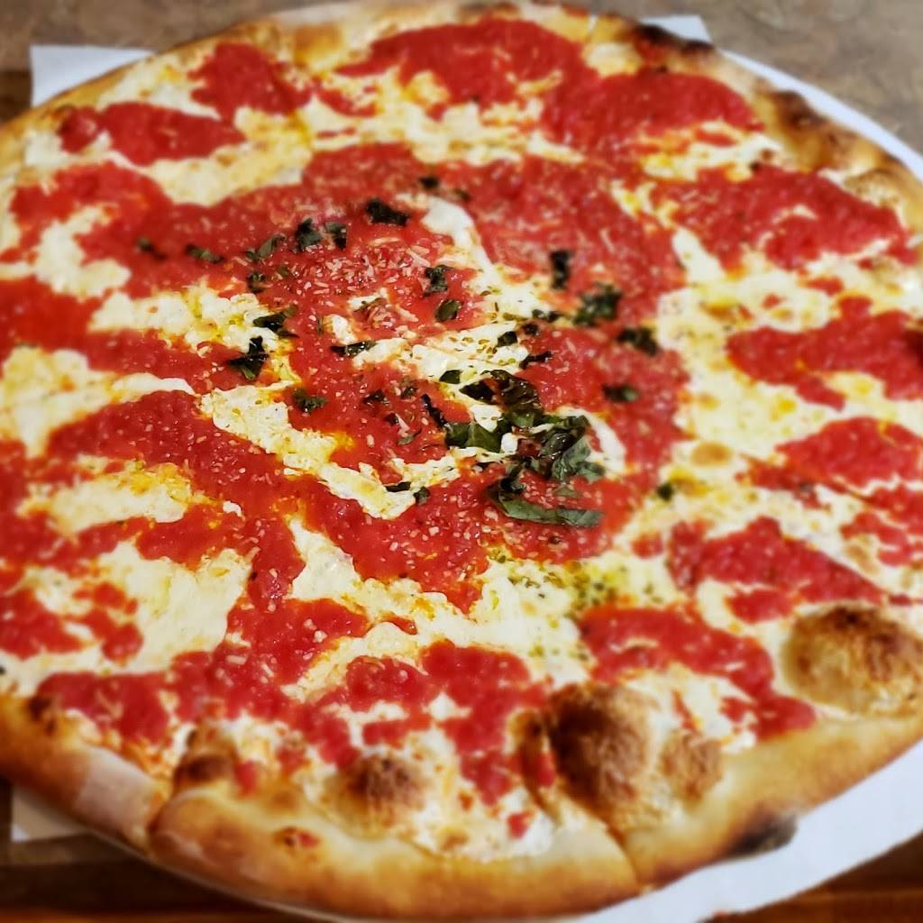 The Pie at Salvatores | restaurant | 120 E Main St, Bay Shore, NY 11706, USA | 6312061060 OR +1 631-206-1060