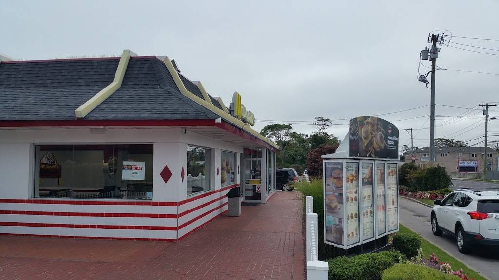 McDonalds | cafe | 107 Main St, Islip, NY 11751, USA | 6316656420 OR +1 631-665-6420