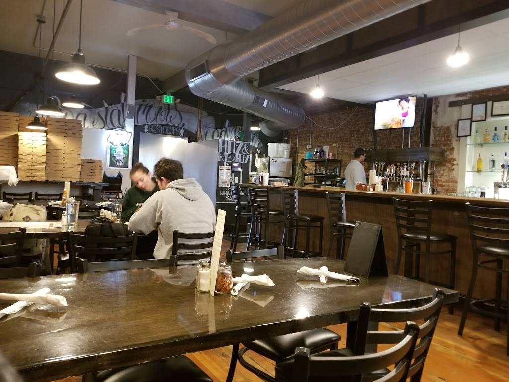 Right Coast Pizza | restaurant | 811 8th St, Greeley, CO 80631, USA | 9703529129 OR +1 970-352-9129